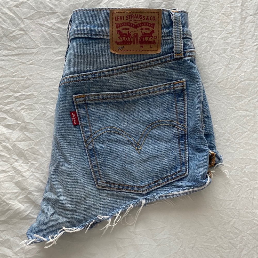 Levi’s 501 denim shorts